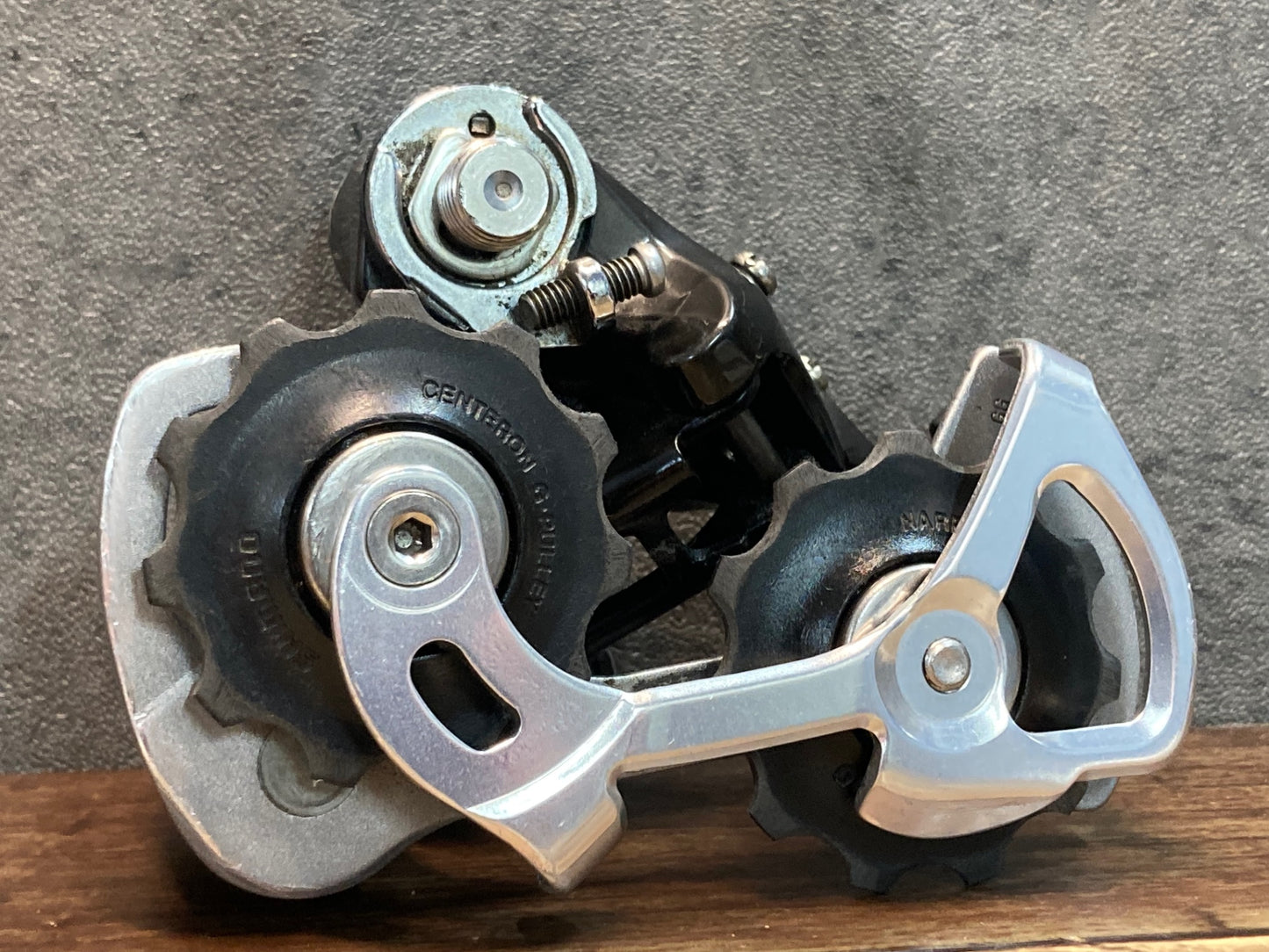 IB132 シマノ SHIMANO 105 RD-5600 リアディレイラー 10S ※傷あり