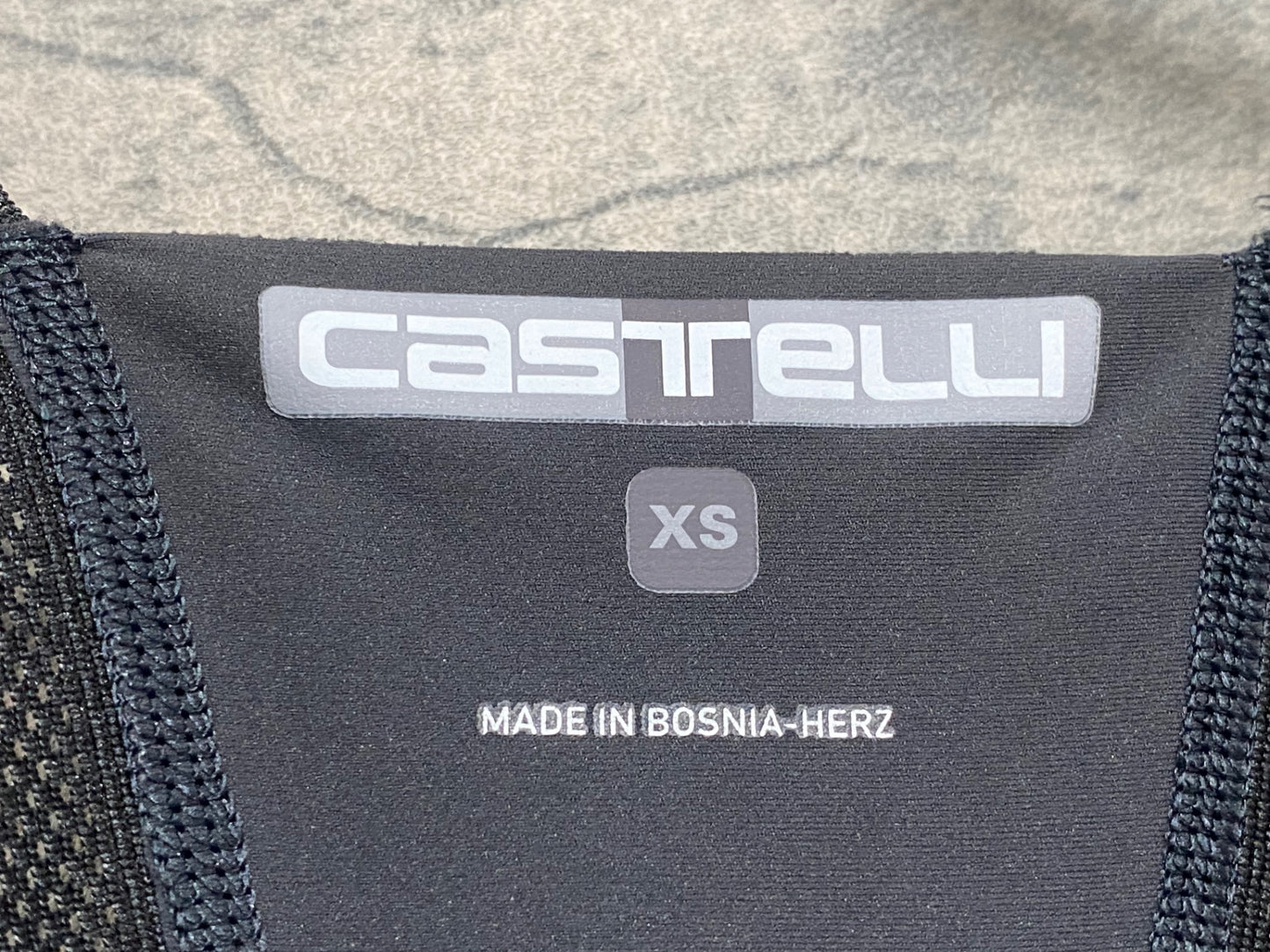 IY711 カステリ CASTELLI ビブショーツ グレー XS