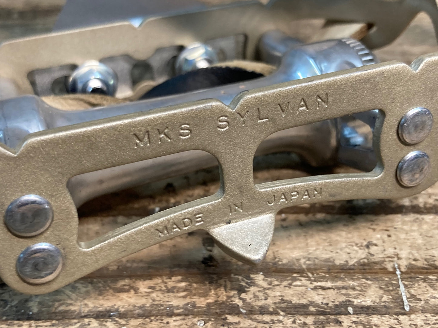 IQ926 三ヶ島 MKS SYLVAN トークリップ フラットペダル zefal製ストラップ