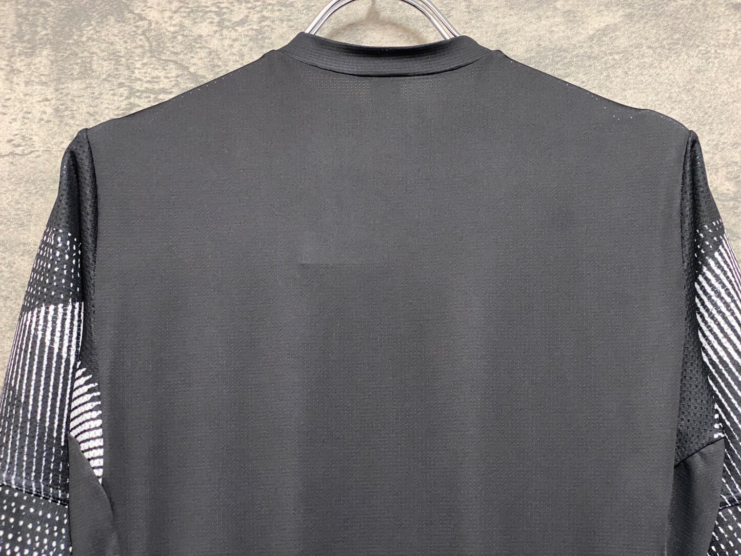 JB547 パールイズミ PEARL iZUMi 半袖 サイクルジャージ 黒 L