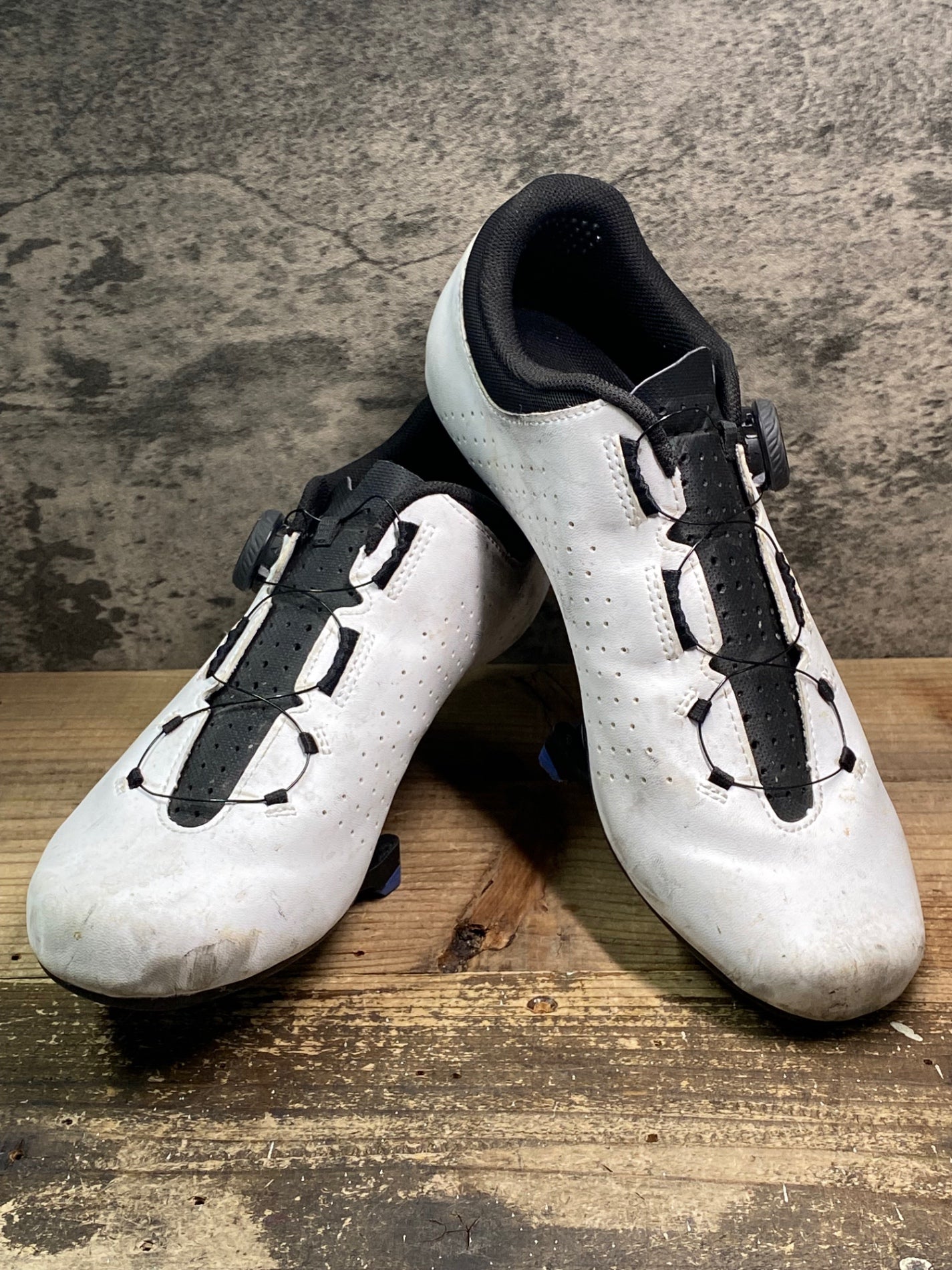 IV405 フィジーク fizik ヴェント VENTO OMNA SPD-SL ビンディングシューズ EU41 白