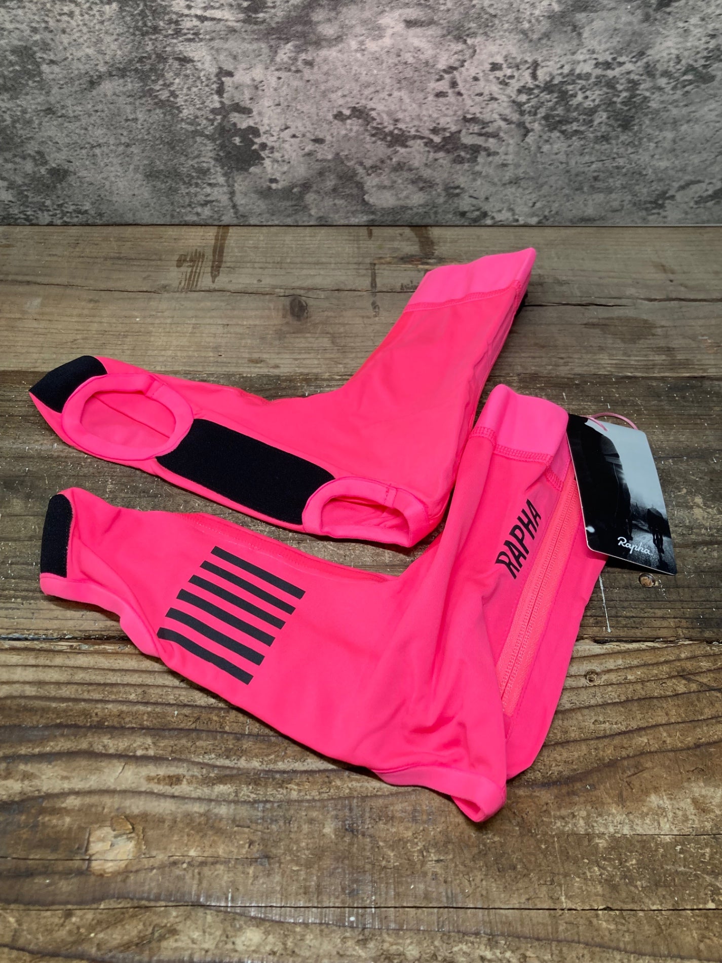 IT934 ラファ Rapha プロチーム レインオーバーシューズ PRO TEAM RAIN OVERSHOES ピンク L 未使用品