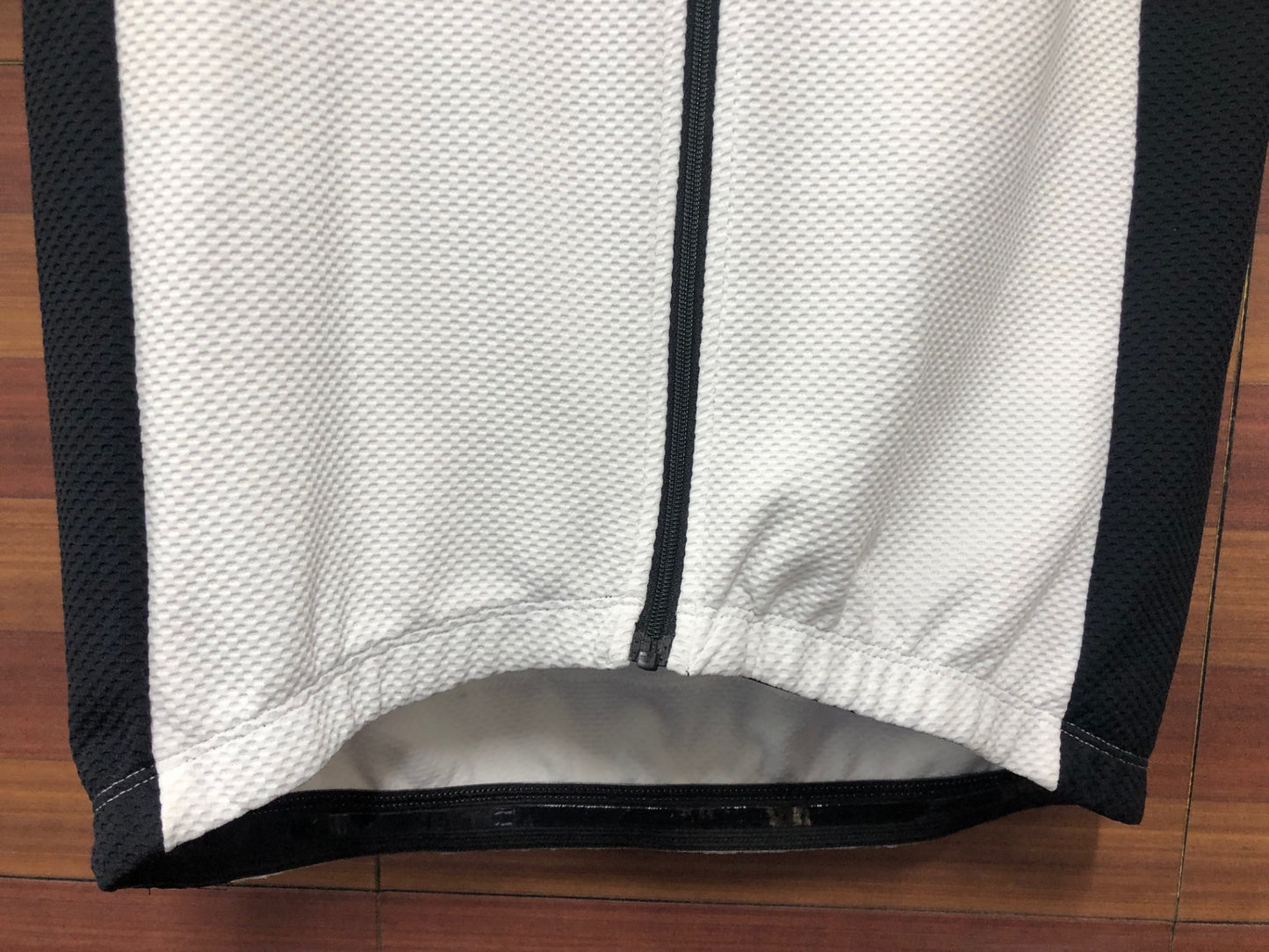 IQ762 リオンドカペルミュール Lion de KAPELMUUR 半袖 サイクルジャージ 白 M