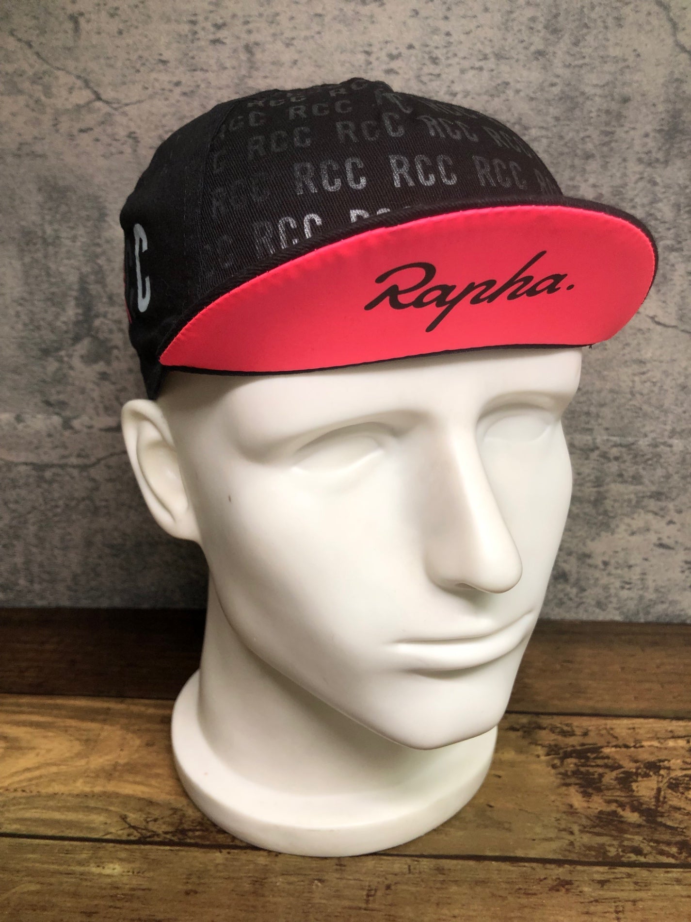 IT283 ラファ Rapha サイクルキャップ 黒 ピンク フリーサイズ RCC