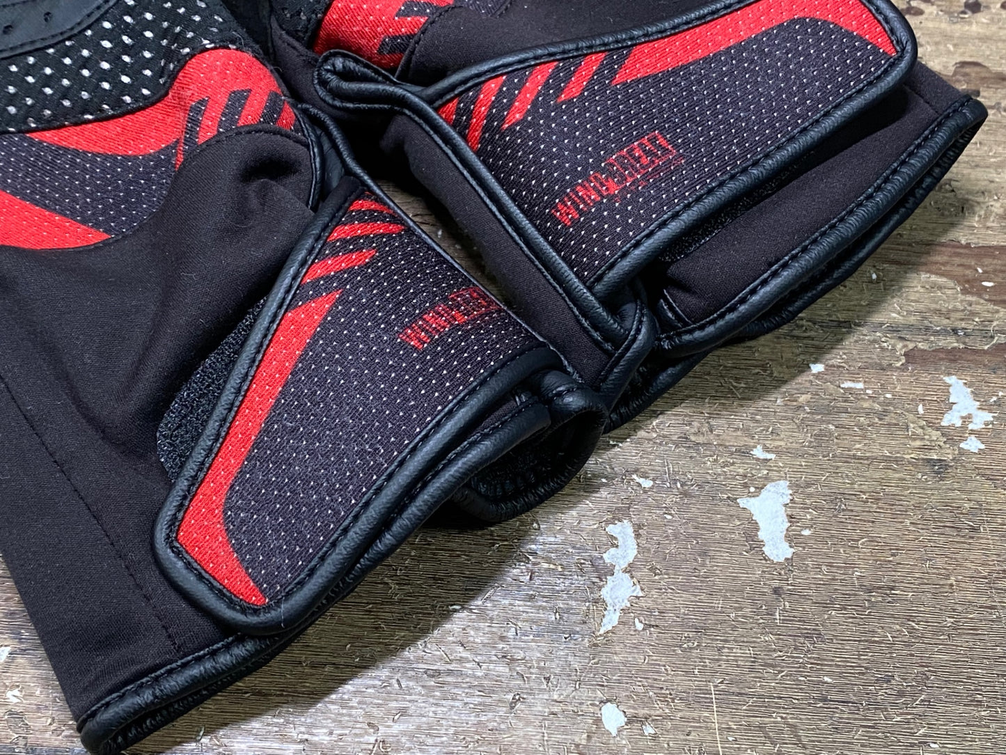 IM796 パールイズミ PEARL iZUMi 長指 グローブ 黒 グレー M 裏起毛 厚手