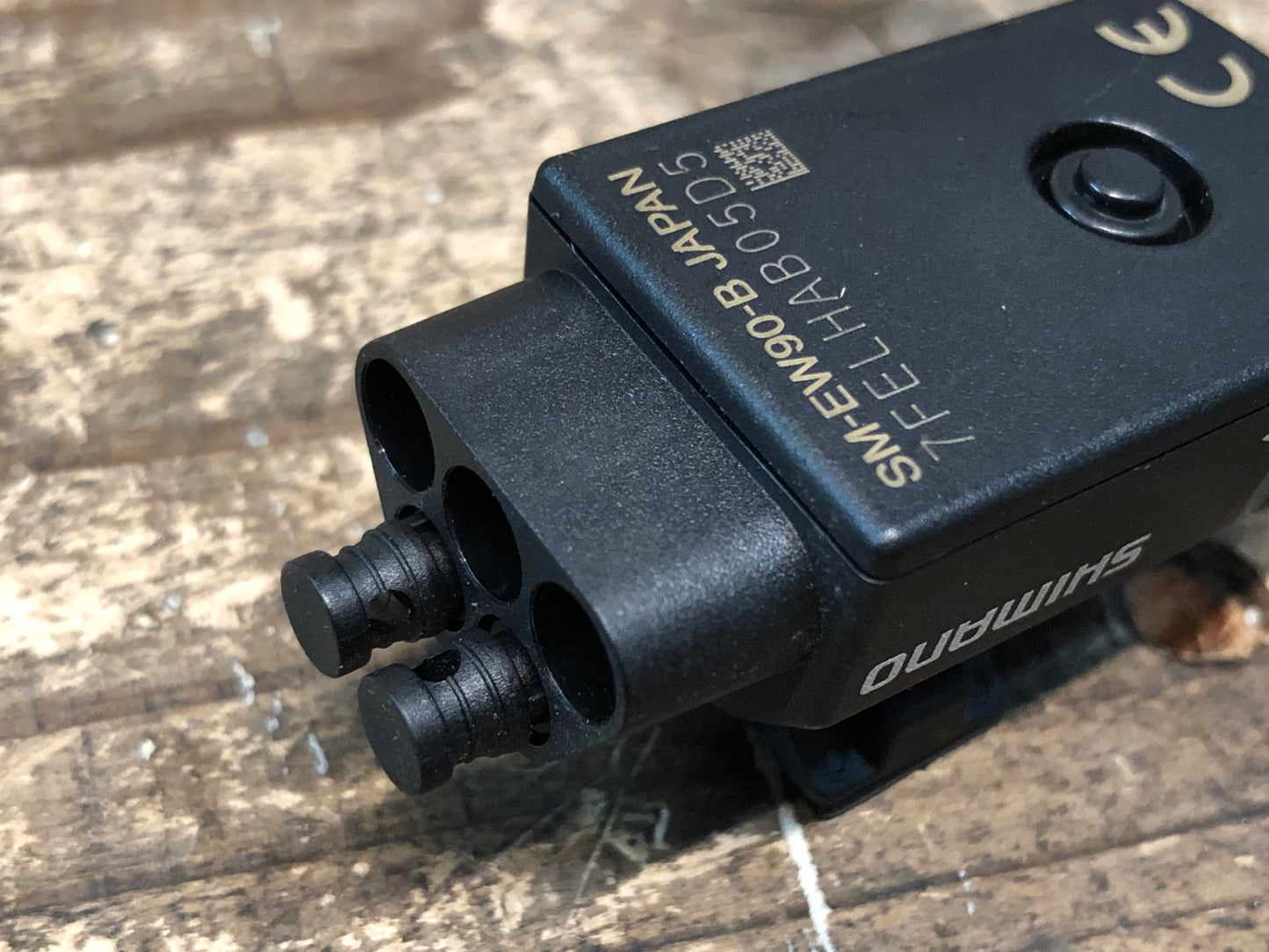 IX119 シマノ SHIMANO SM-EW90-B Aジャンクション 5ポート Di2 電動