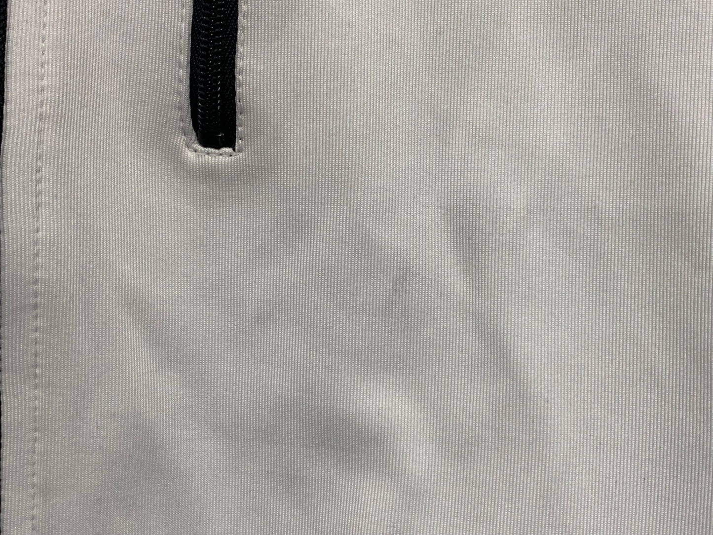 IZ655 カステリ CASTELLI ロッソコルサ ROSSO CORSA 長袖 サイクルジャージ 裏起毛 Lサイズ 白