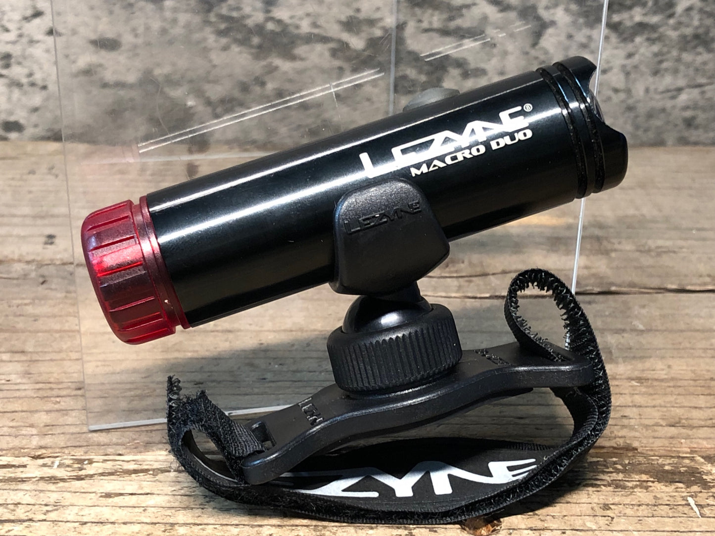 JC942 レザイン LEZYNE MACRO DUO ライト 点灯確認済み