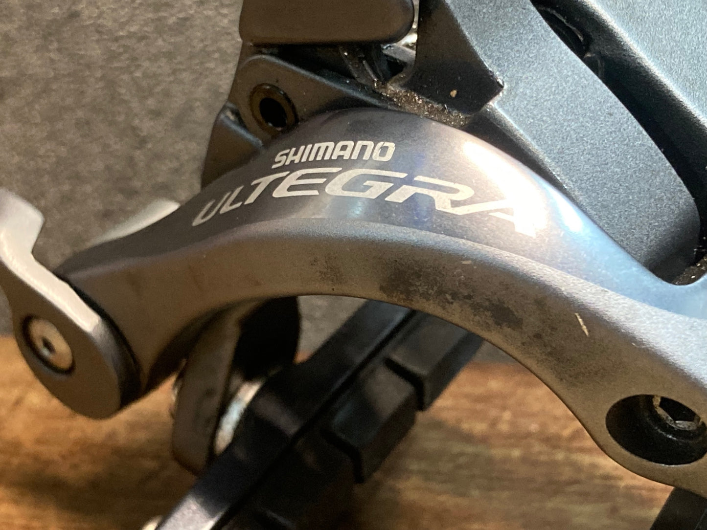 IN235 シマノ SHIMANO アルテグラ BR-6800 キャリパーブレーキ 前後セット