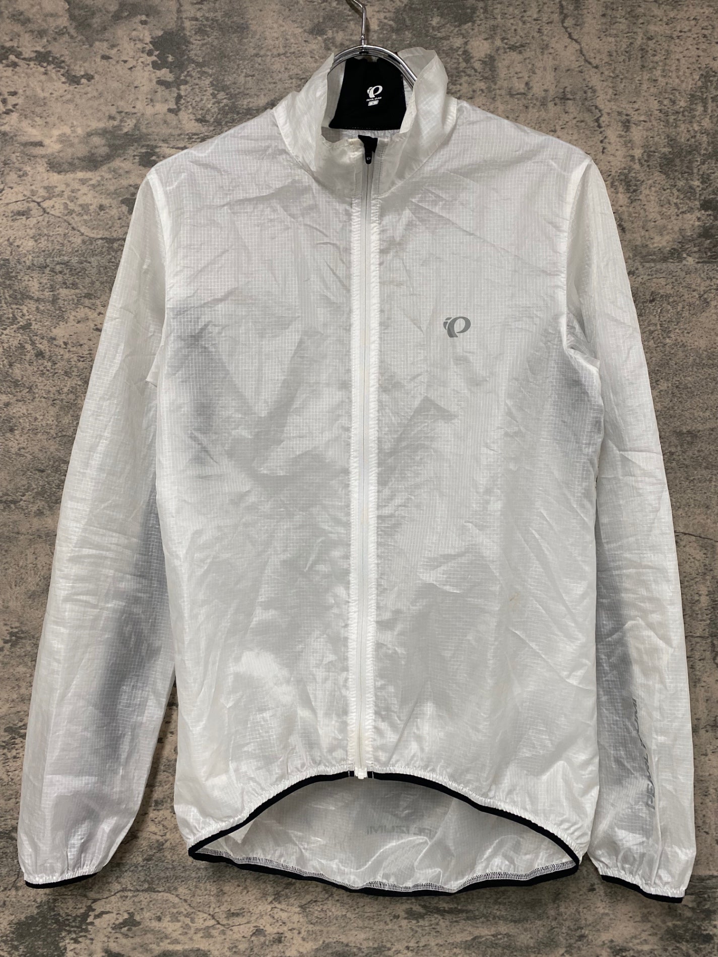 IW235 パールイズミ PEARL iZUMi 長袖 ウインドブレイカー 白 L