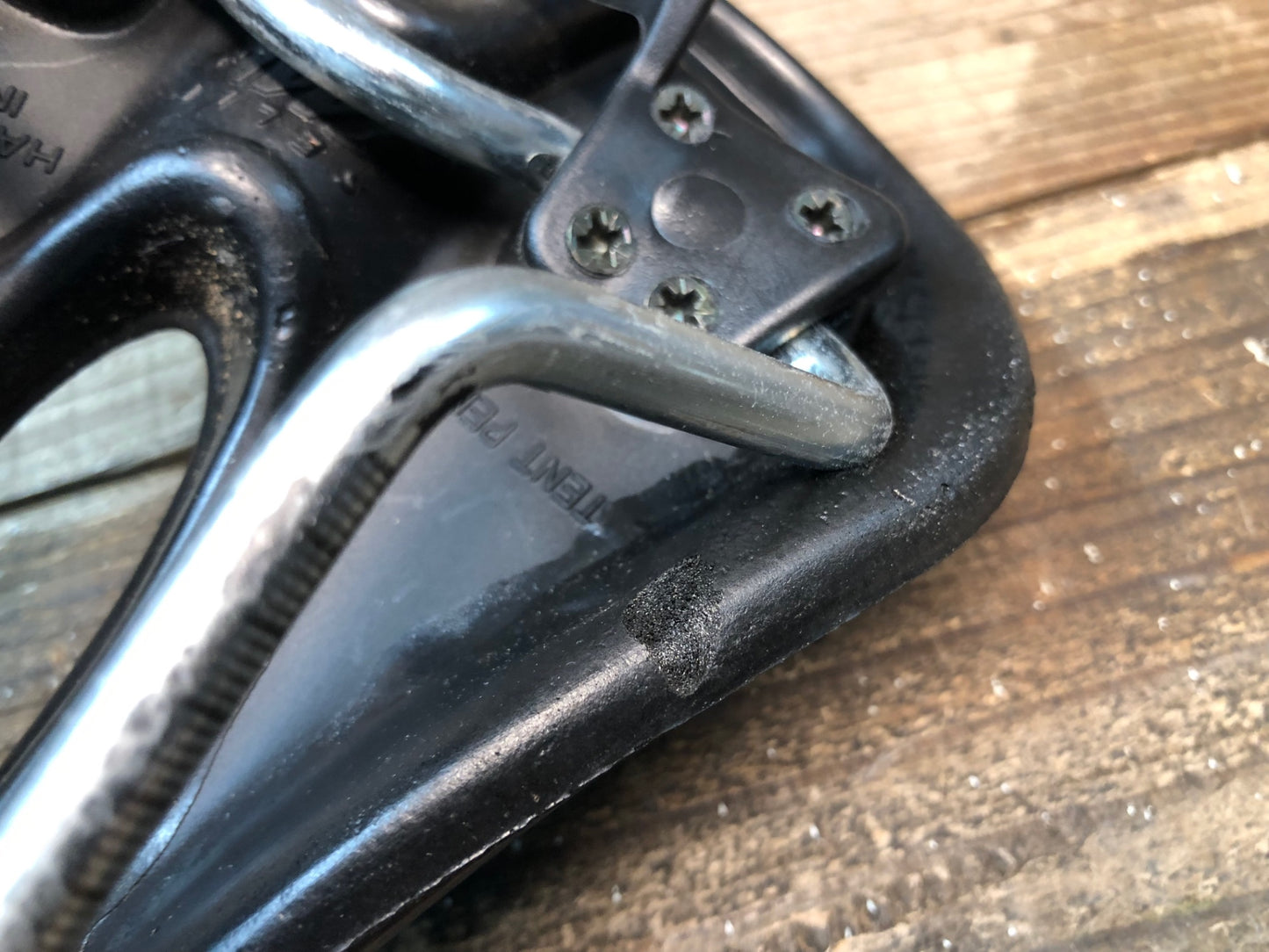 IR008 Selle SMP エクストラ Extra サドル スチールレール 黒 140mm