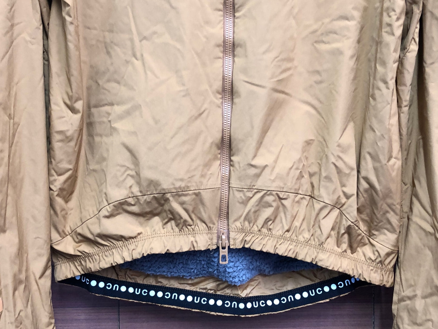 IS802 ユニバーサルカラーズ Universal Colours Mono Insulated Jacket 長袖 サイクルジャケット Golden Beige S 裏起毛