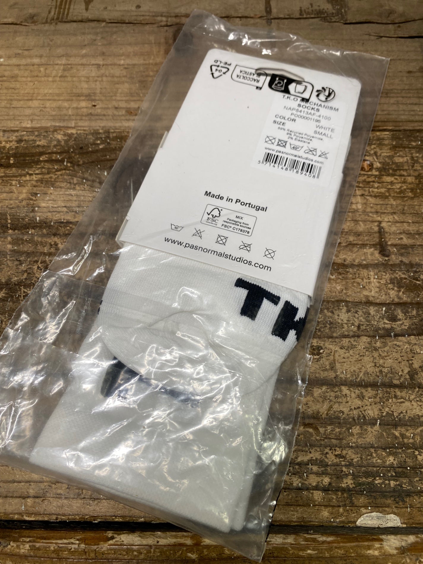 IU957 パスノーマルスタジオ PAS NORMAL STUDIOS T.K.O MECHANISM SOCKS ソックス 白 S