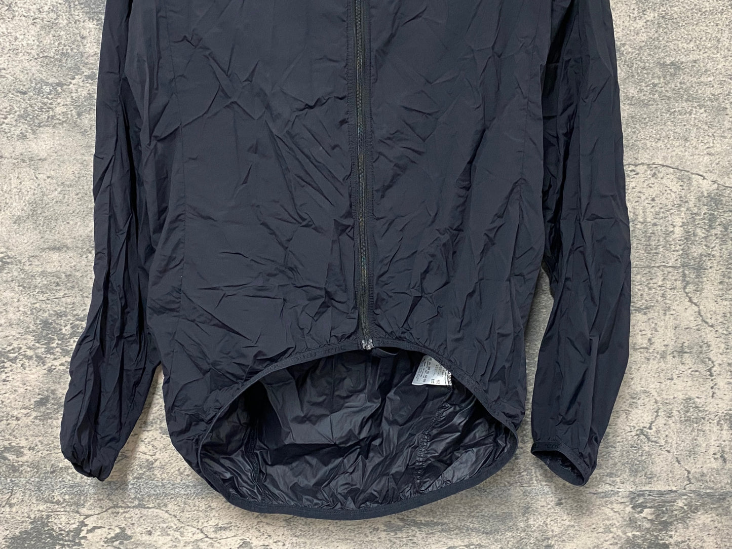 IW247 レリック reric 長袖 ウインドブレイカー 黒 L