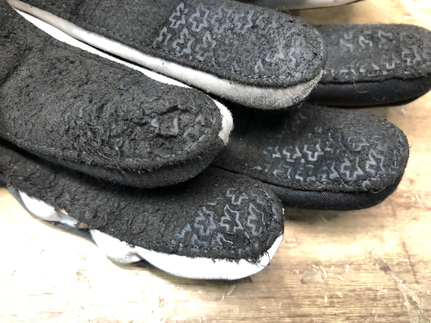 IN378 アソス Assos 長指 サイクルグローブ 黒 S