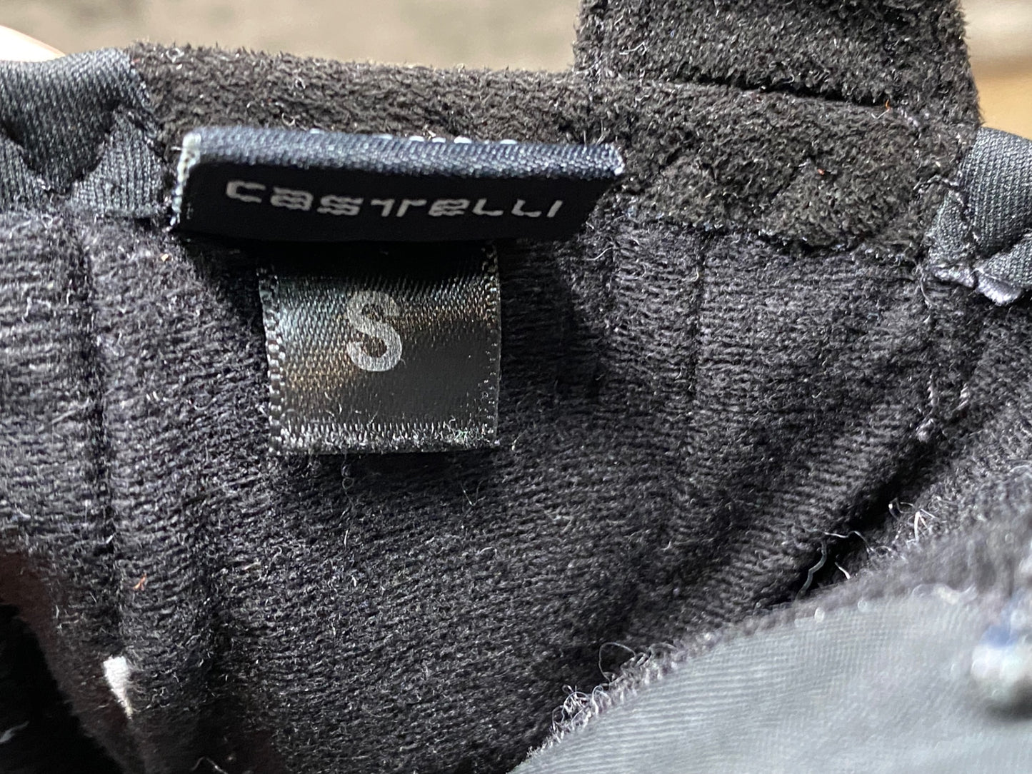 IQ828 カステリ CASTELLI ROSSO CORSA 長指 グローブ 黒 S 裏起毛