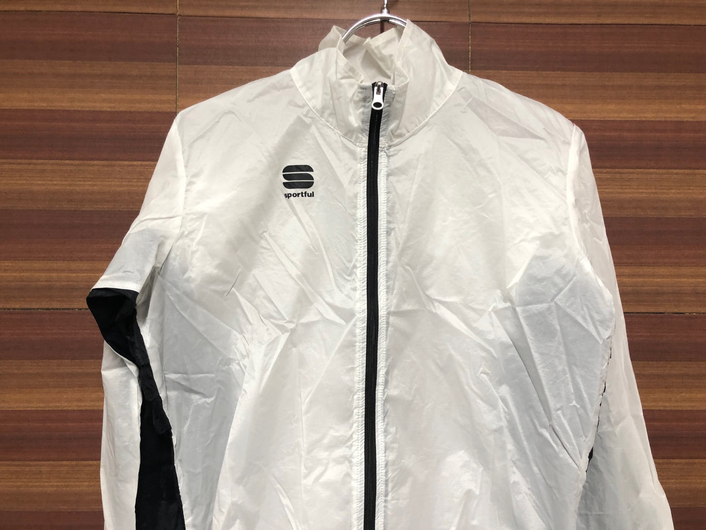 IN275 スポーツフル sportful HOT PACK 長袖 ウインドブレーカー 白 M