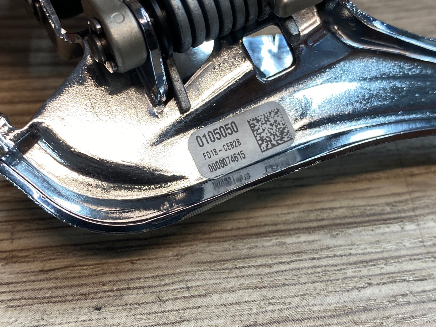 IW823 カンパニョーロ CAMPAGNOLO ケンタウル CENTAUR フロントディレイラー 2S 黒 直付け