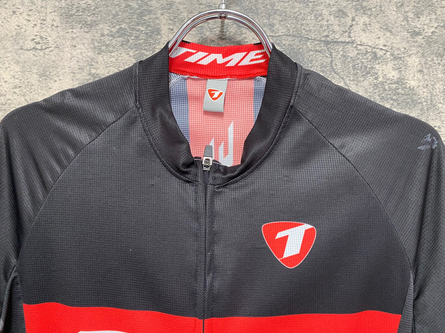 IW571 タイム TIME 半袖 サイクルジャージ 黒赤 S