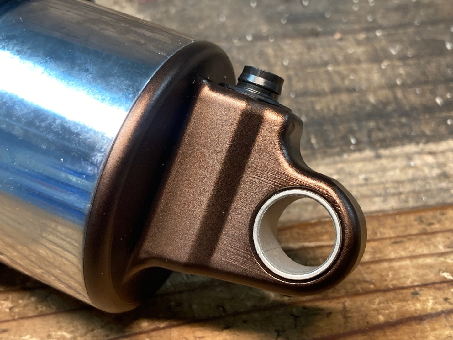 IS147 シマノ SHIMANO ネクサーヴ NEXAVE KAYABA RS-C910-45 リアサス