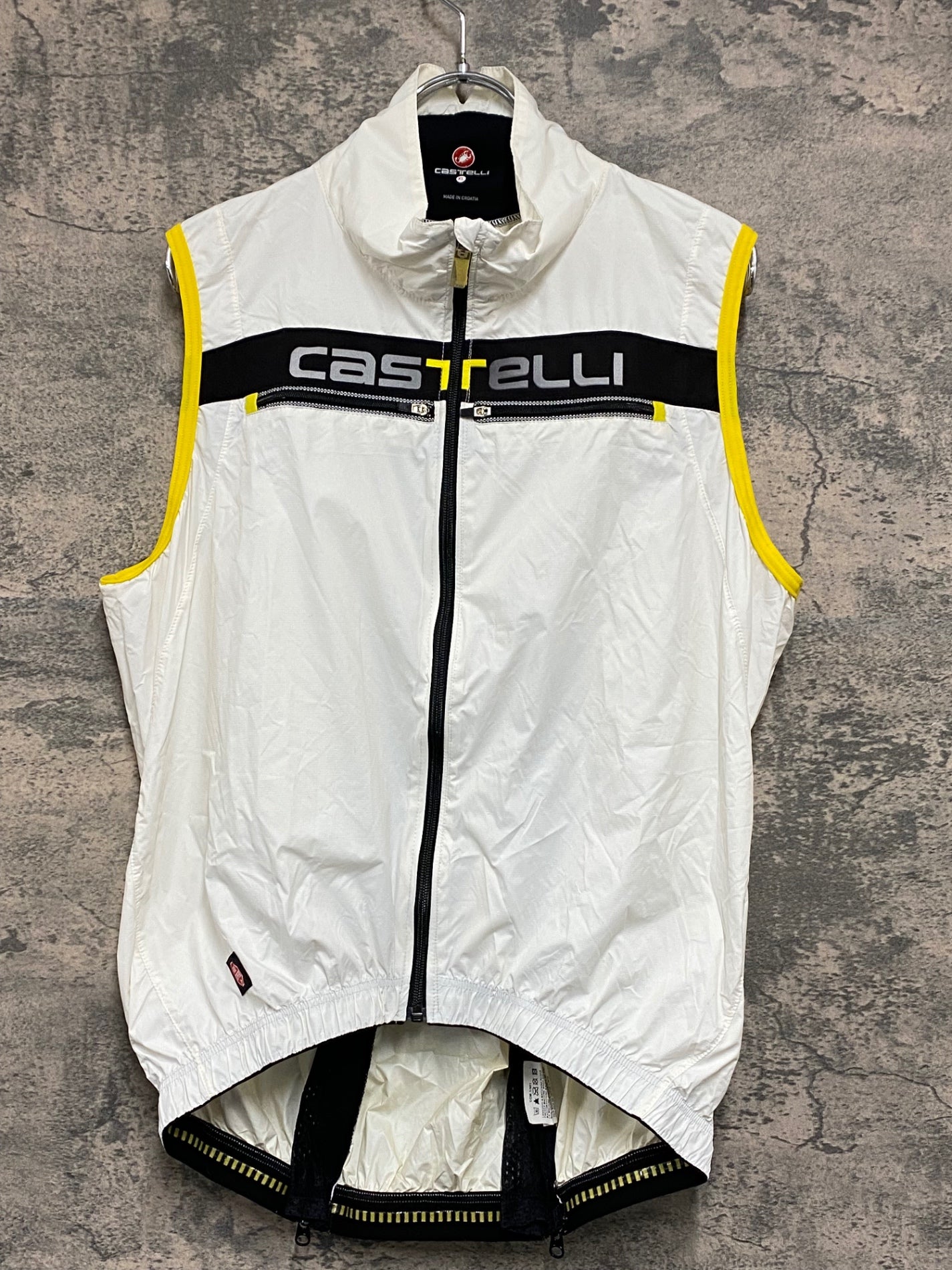 IZ650 カステリ CASTELLI ロッソコルサ ROSSO CORSA ジレ ベスト XLサイズ 白
