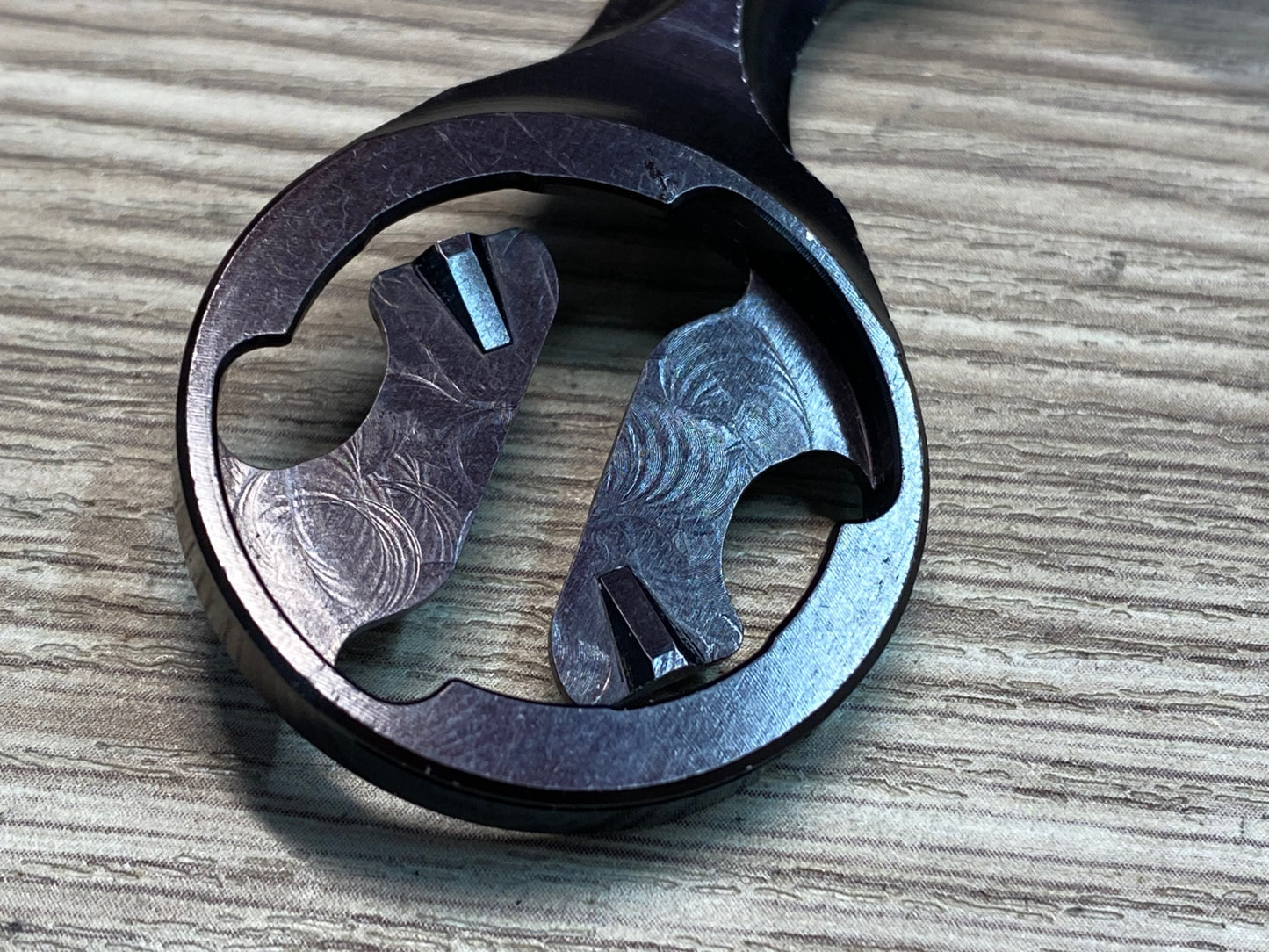 IU878 K-edge 片手 マウント 黒