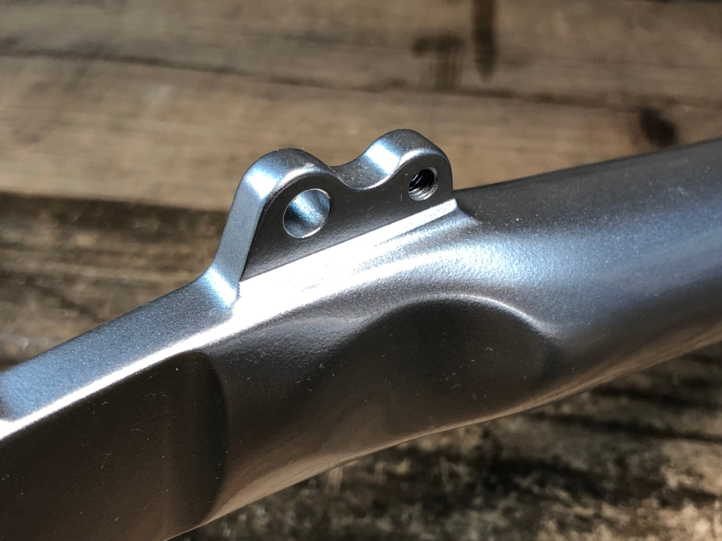 IS213 シマノ SHIMANO ネクサーヴ NEXAVE FS-C910 Di2 サスペンションフォーク