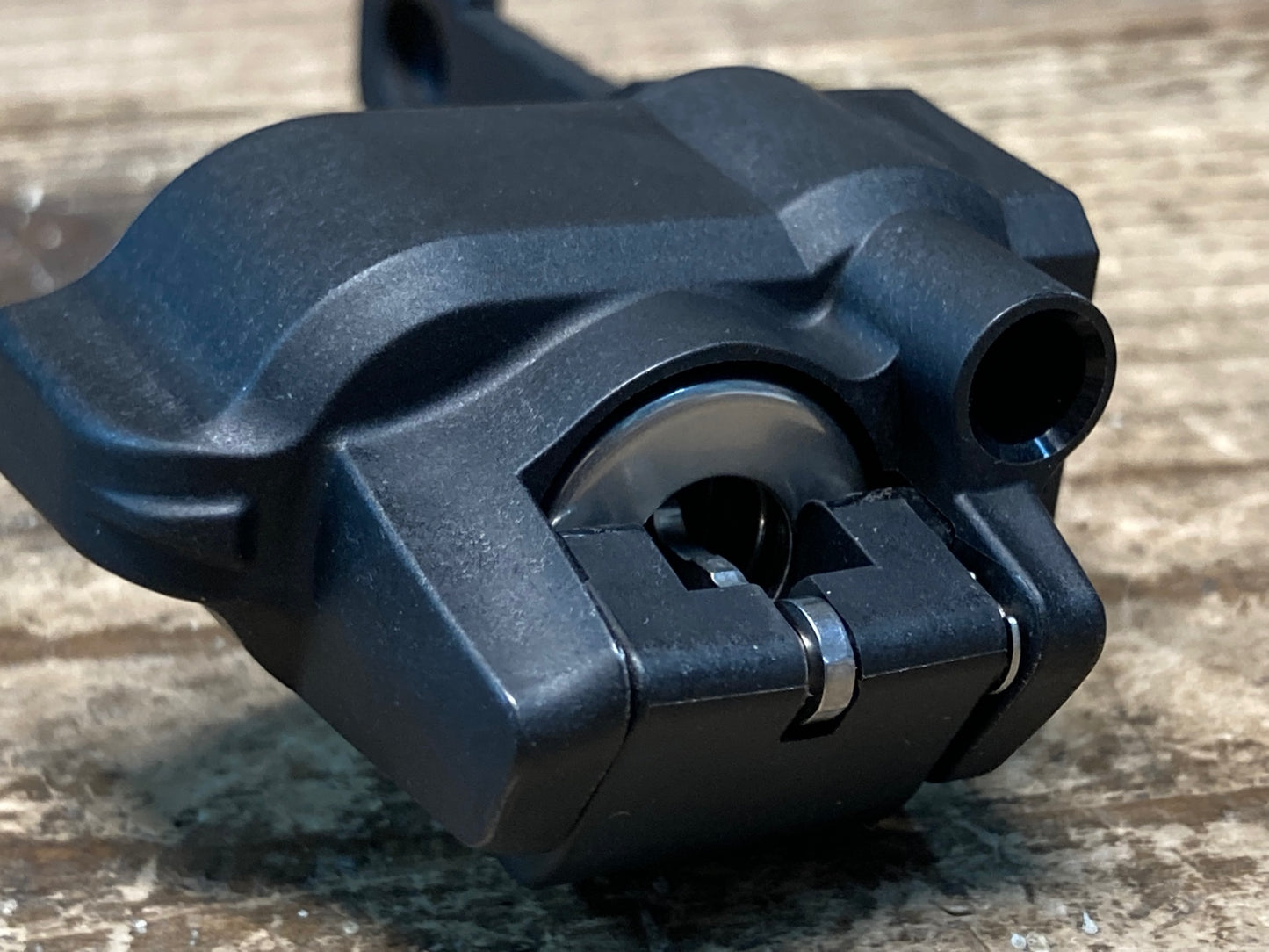 IK873 シマノ SHIMANO BM-DN100-S 16mm バッテリーマウント