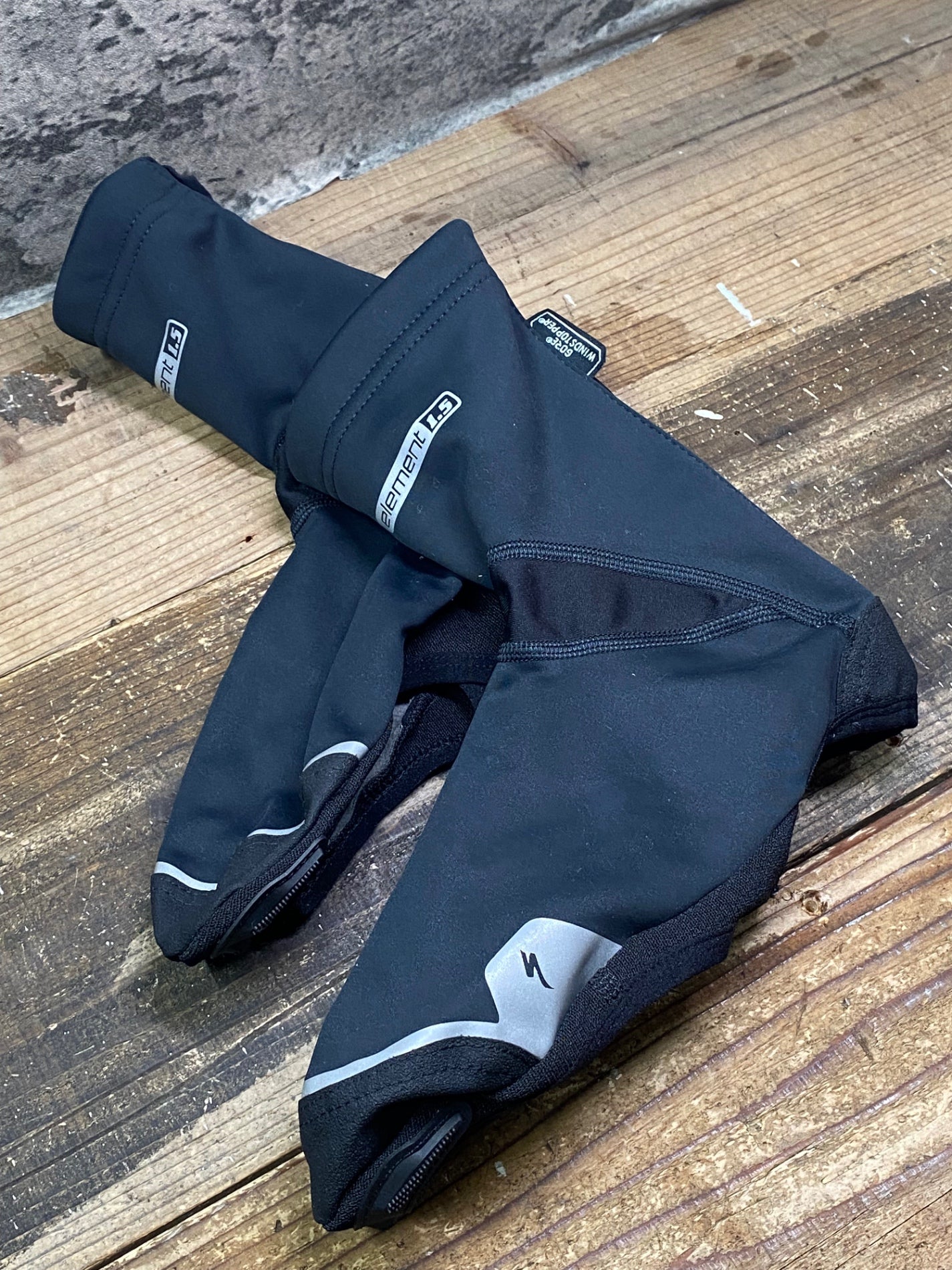 IQ859 スペシャライズド SPECIALIZED ELEMENT WDSTP OVER SHOE COVER 1.5 シューズカバー 黒 M 裏起毛 GORE WIND STOPPER