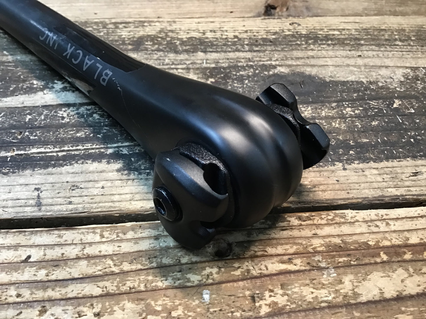 JB243 ブラックインク BLACK INC カーボンシートポスト Φ27.2 350mm 0オフセット