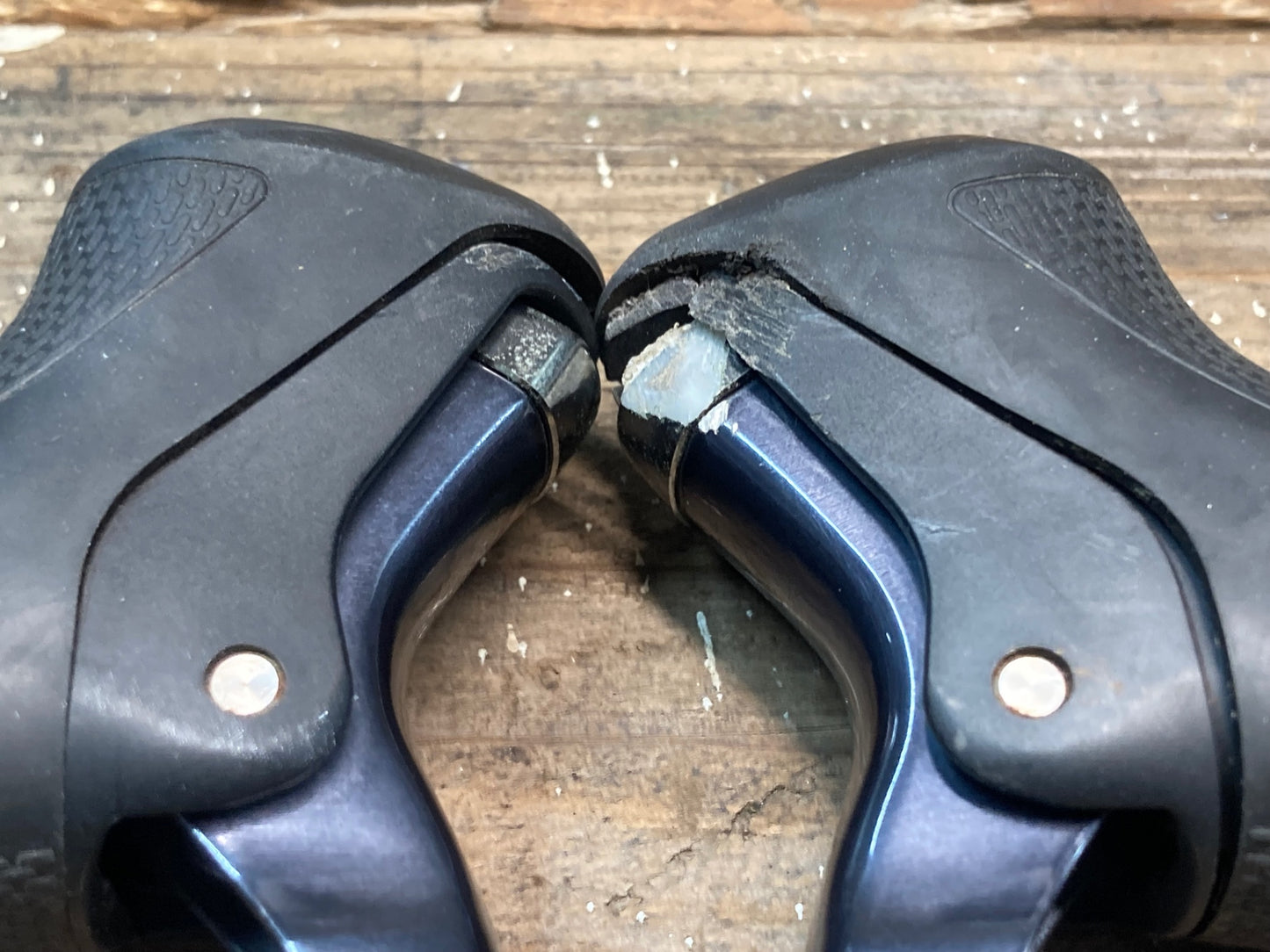 IN128 シマノ SHIMANO アルテグラ ULTGRA ST-6870 DI2 電動 STIレバー 2×11S 左右セット ※左レバーヘッド割れ ジャンク