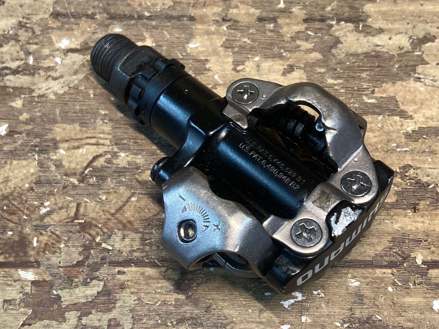 IB564 シマノ SHIMANO PD-M520 SPD ビンディングペダル