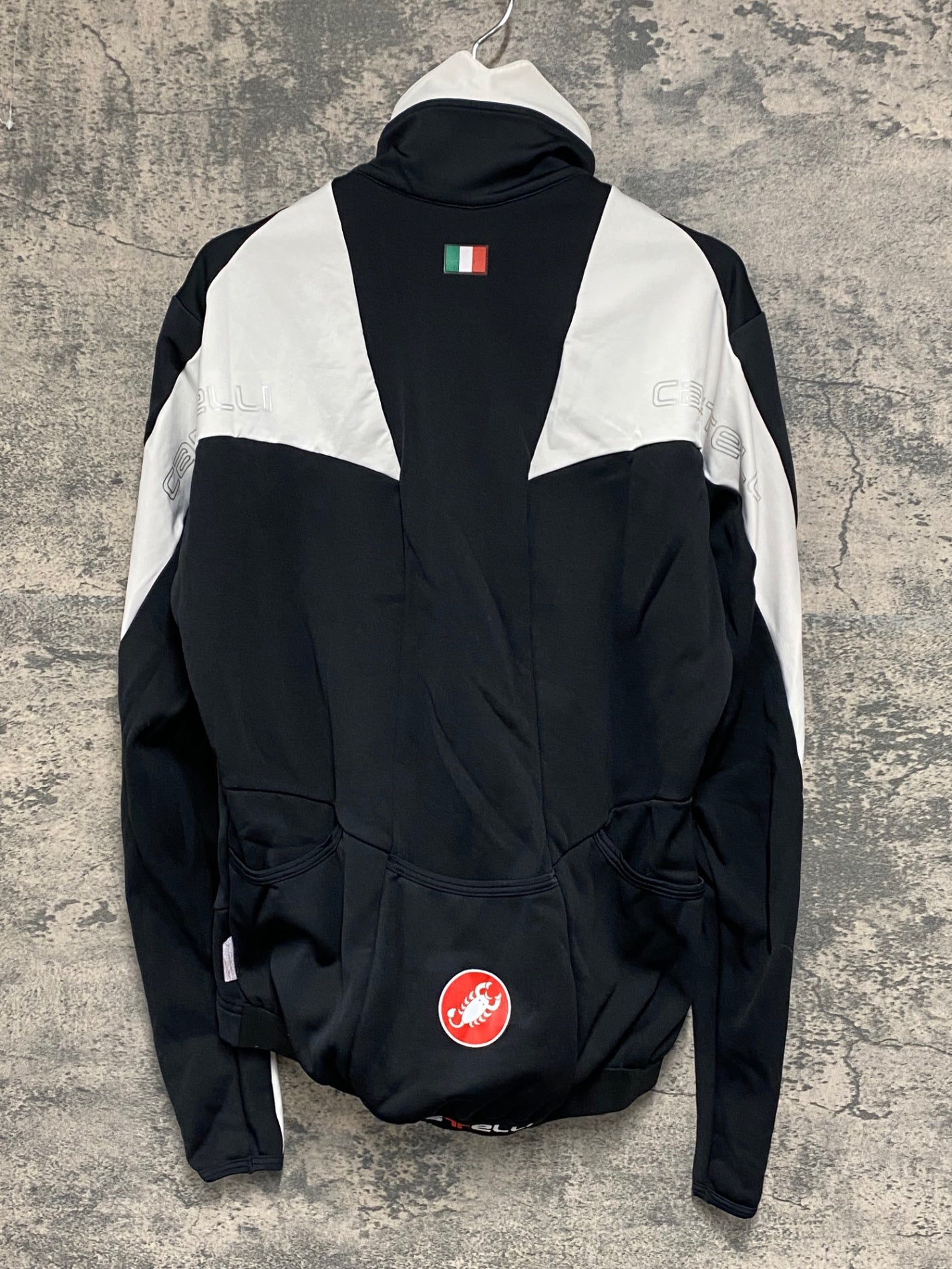 IZ651 カステリ CASTELLI ロッソコルサ ROSSO CORSA 長袖ジャージ 裏起毛 Lサイズ 黒