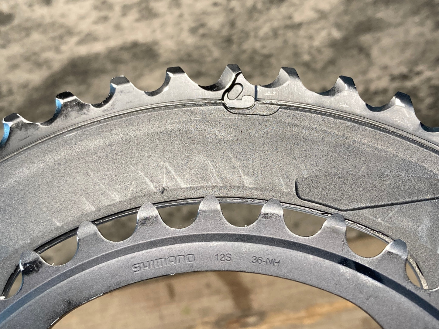 IT569 シマノ SHIMANO アルテグラ ULTEGRA FC-R8100 クランクセット 52/36T 170mm