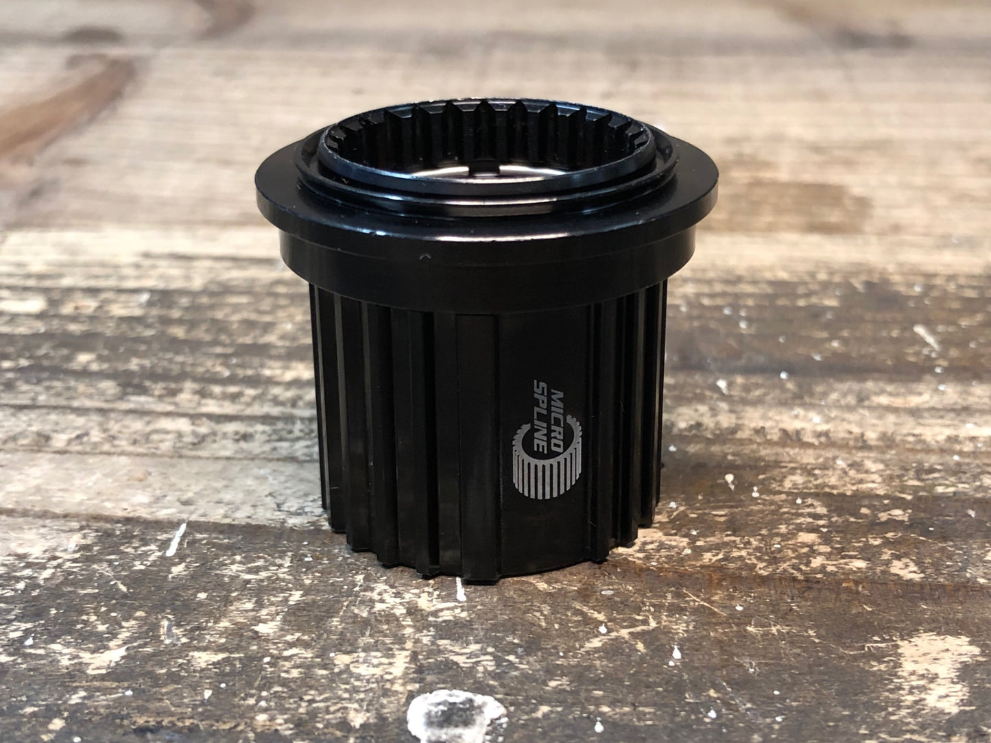 IO293 DT SWISS フリーラチェット シマノ MTB マイクロスプライン用 未使用品