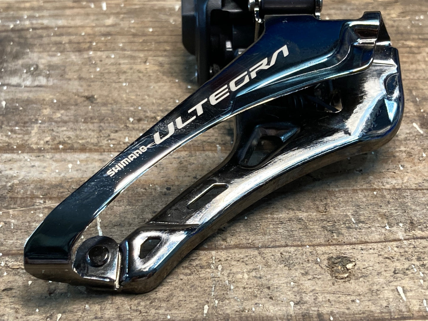 IO625 シマノ SHIMANO アルテグラ ULTEGRA FD-R8150 フロントディレイラー 2S Di2 電動 ※動作確認済