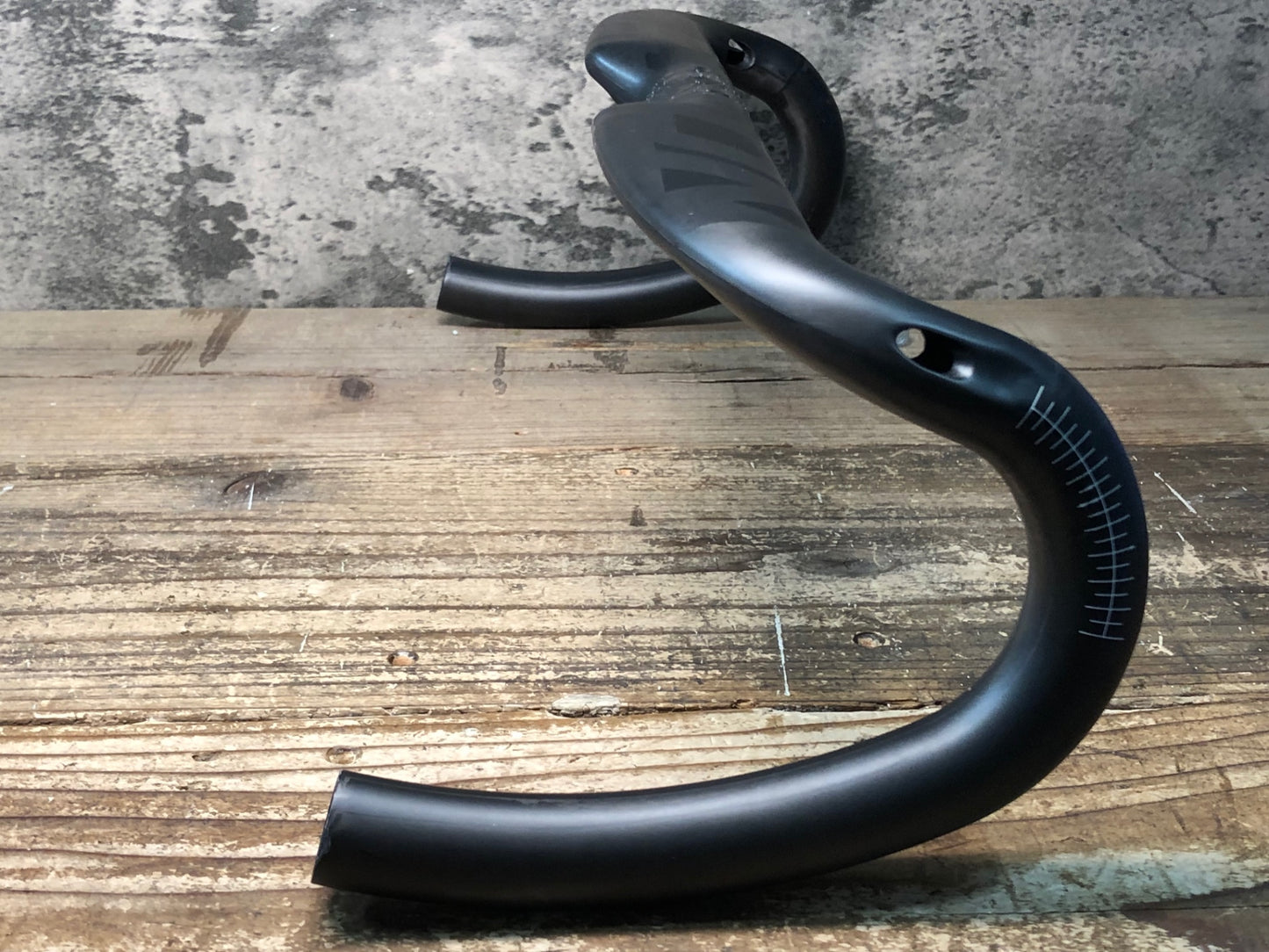 IZ714 イーストン EASTON EC70 AERO カーボン ドロップハンドル エンドC-C420mm Φ31.8 ※ステムクランプ部凹みのためジャンク