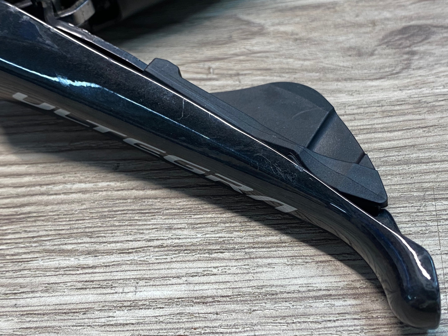 IU893 シマノ SHIMANO アルテグラ ULTEGRA ST-R8020 STIレバー 11S 右のみ