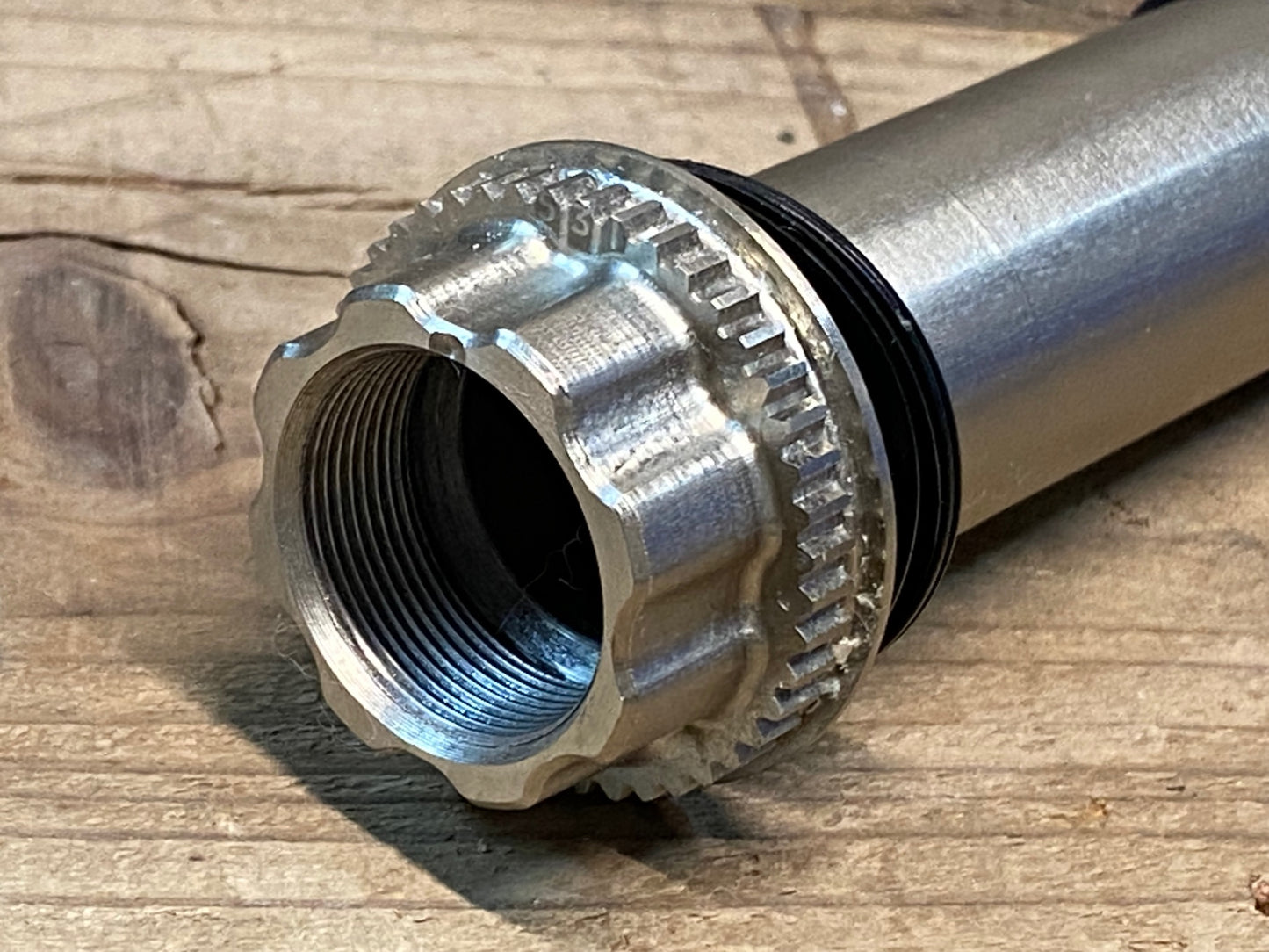 IL552 ローター ROTOR VEGAST CRANKS クランク アーム 24mmシャフト付属 165mm