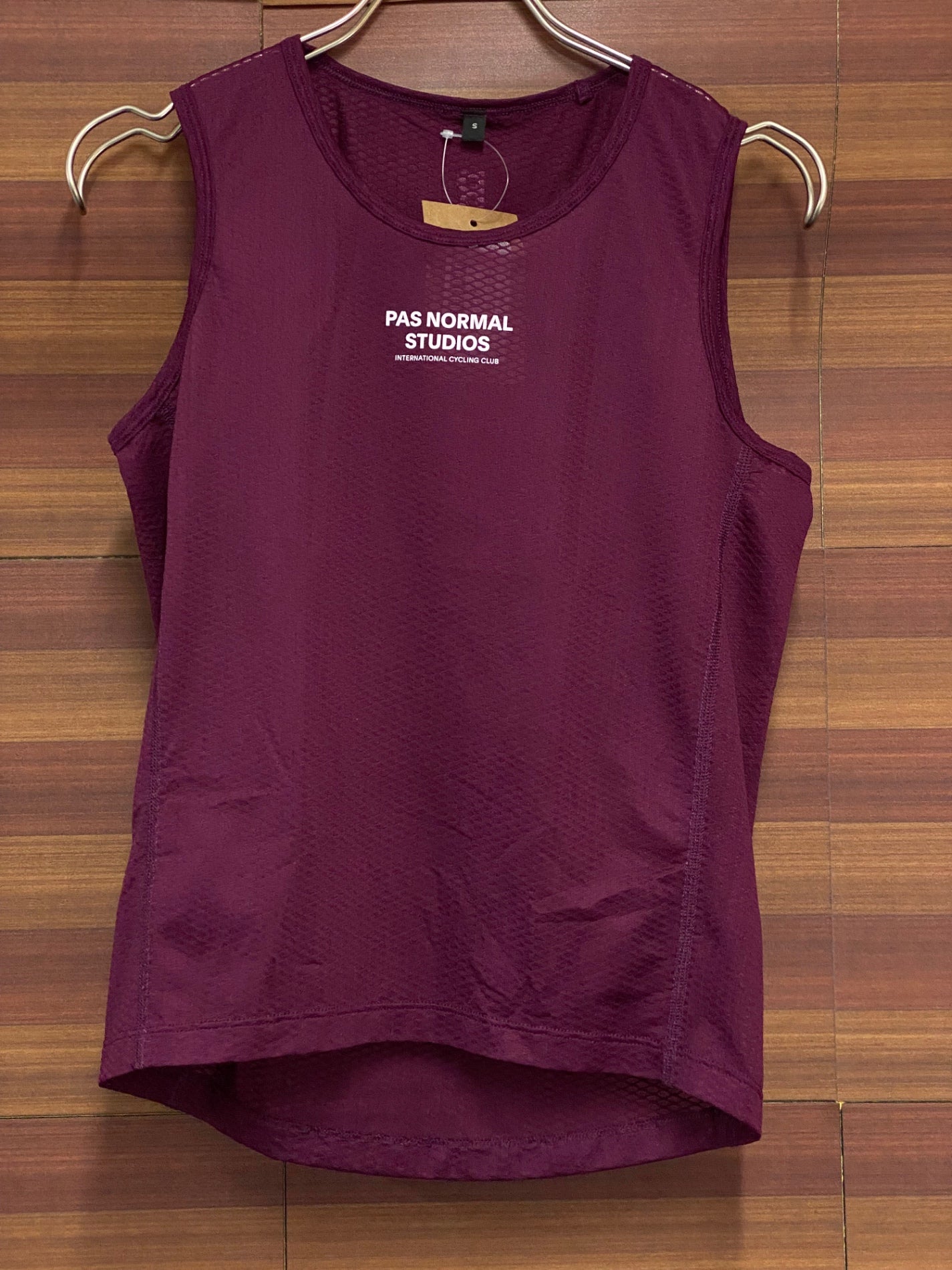 IV067 パスノーマルスタジオ PAS NORMAL STUDIOS Sleeve Less Baselayser ベースレイヤー 紫 S