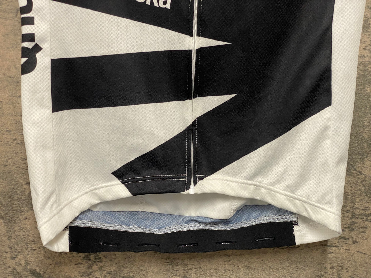 JB911 アソス ASSOS Qhubeka 半袖 サイクルジャージ 白 黒 ※サイズ不明