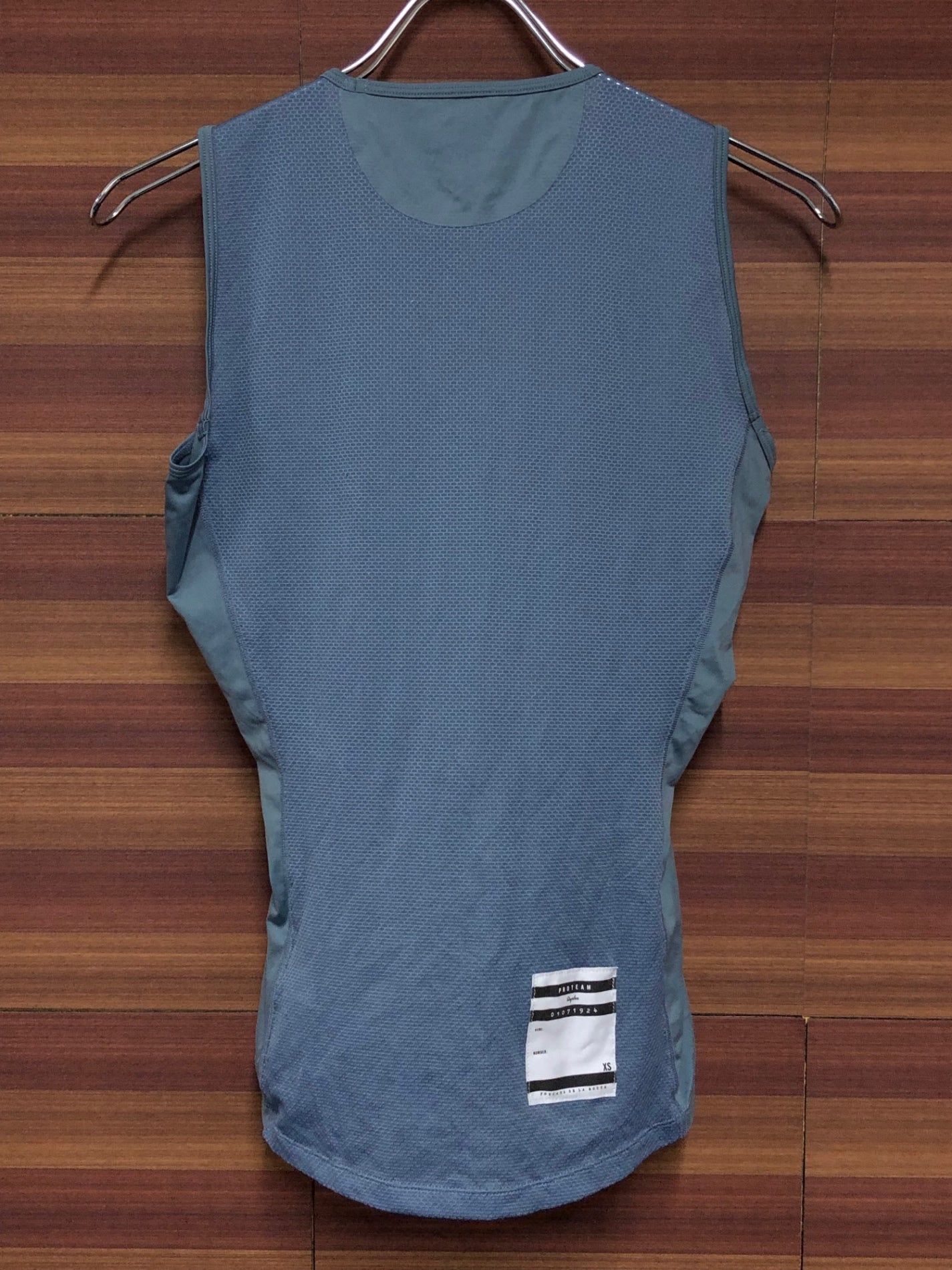 IL655 ラファ Rapha PRO TEAM BASE LAYER SLEEVE LESS ノンスリーブ ベースレイヤー グレー XS