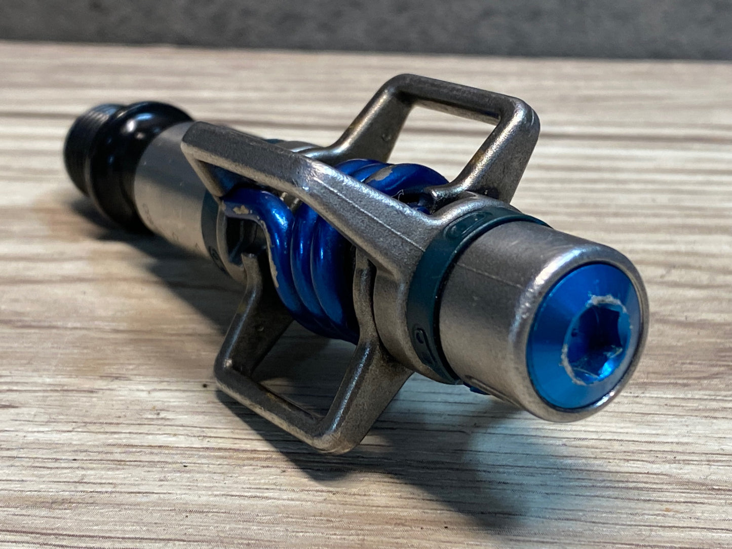 IT837 クランクブラザーズ crankbrothers egg beater 3 ビンディングぺダル 青 ※カラーリング破損