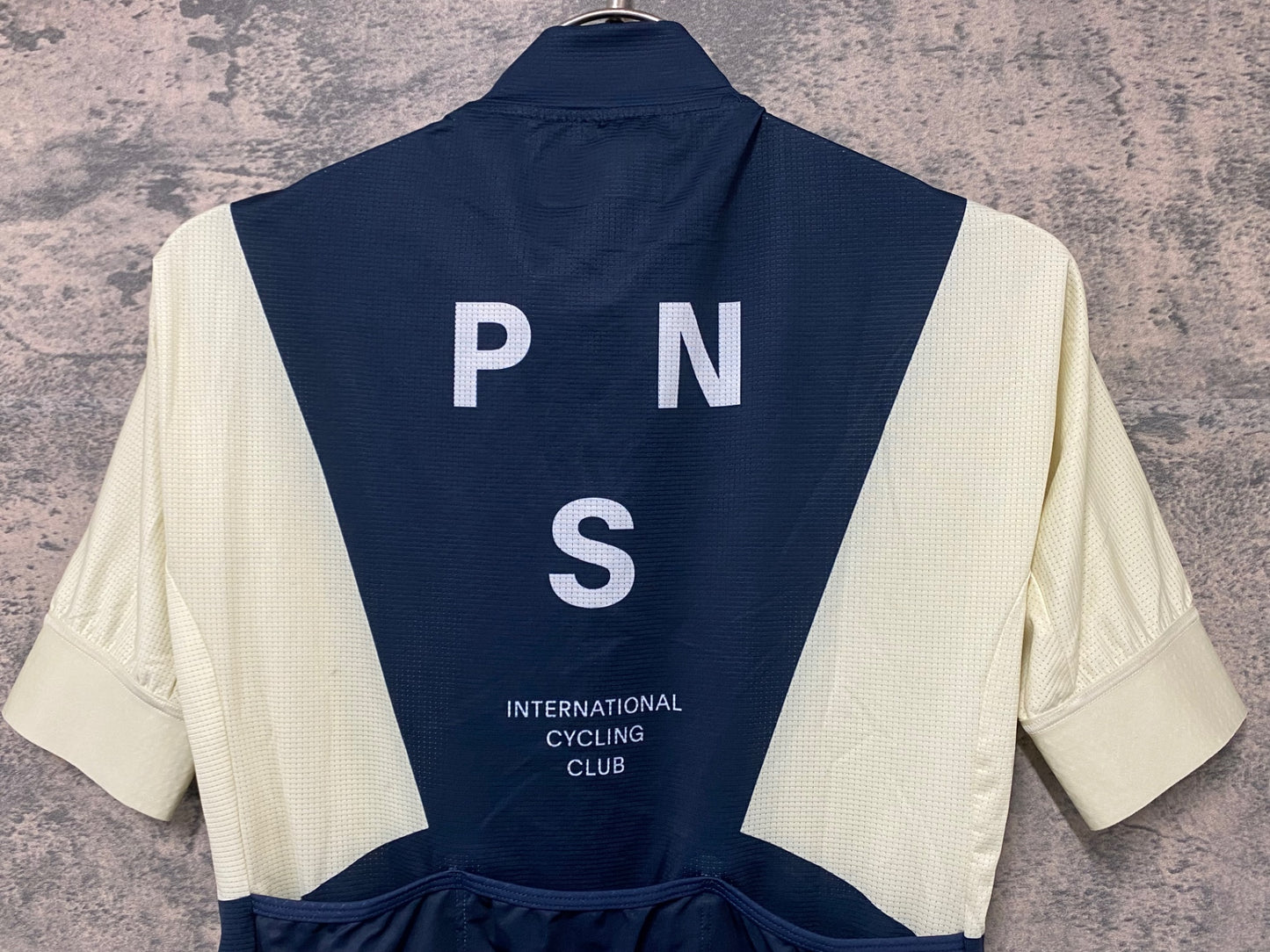 JC423 パスノーマルスタジオ Pas Normal Studios | Men's Mechanism Jersey 半袖 サイクルジャージ ネイビー/オフホワイト S