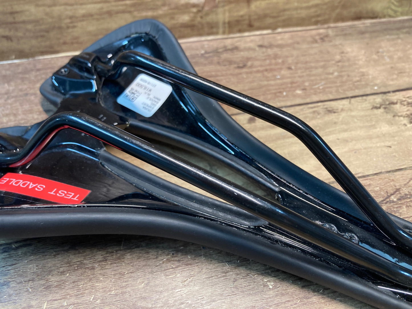 IN789 スペシャライズド SPECIALIZED OURA EXPERT GEL SADDLE WMN BLK サドル チタンレール 155mm