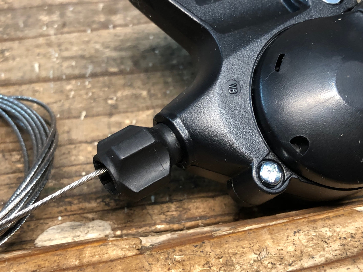IR370 シマノ SHIMANO アルタス ALTUS SL-M2010-9R シフトレバー