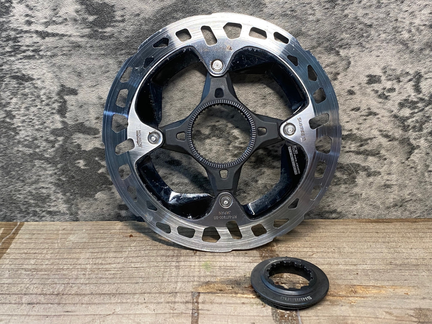 IQ598 シマノ SHIMANO RT-MT900 ディスクブレーキローター Φ140 センターロック 厚み1.68mm