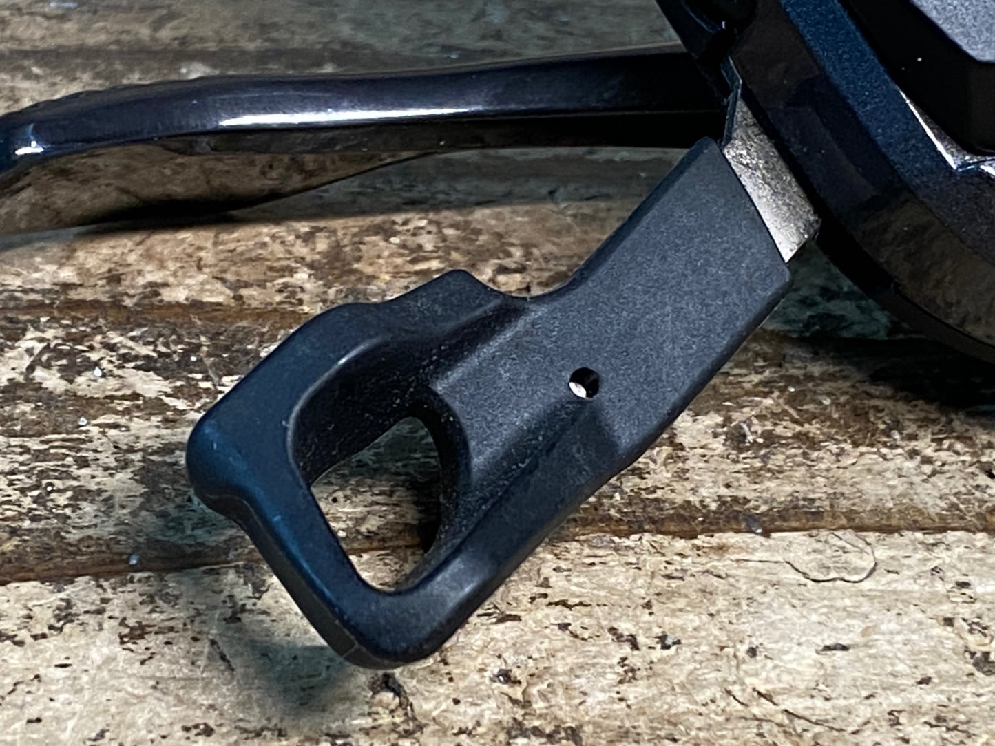 IZ604 シマノ SHIMANO DEORE XT SL-M8000 シフトレバー 11S 右のみ