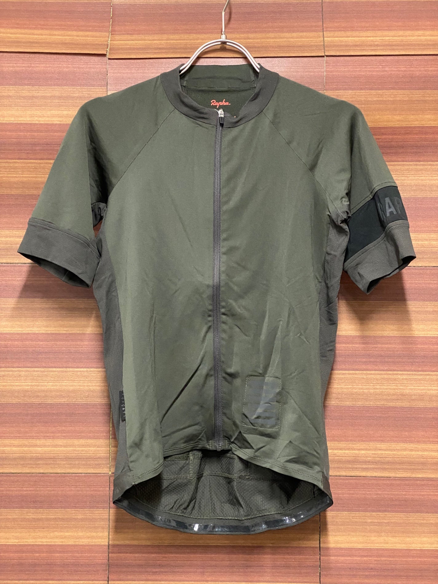 IV197 ラファ Rapha PRO TEAM 半袖サイクルジャージ 黒 S 日焼け 汚れ 裾ゴム伸び