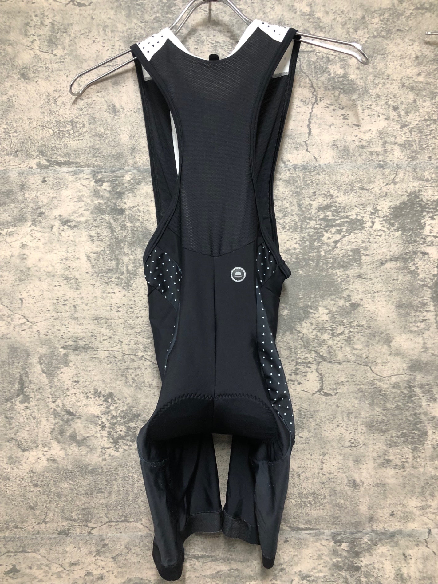 IZ895 シャポー CHAPEAU! ビブショーツ 黒 S ※パッド擦れ